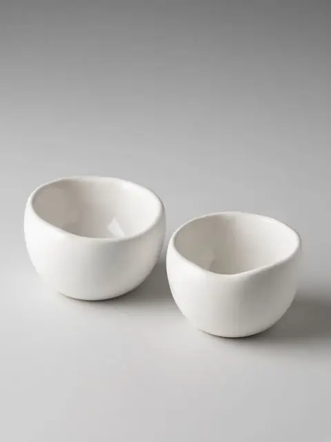 Saltwell Pinch Pot Pair